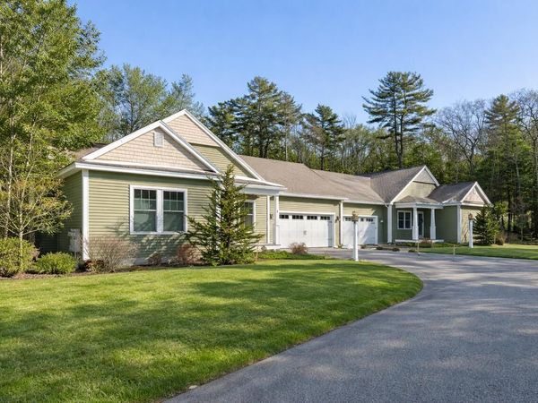 6 Dipper Road, Unit 27, Cape Elizabeth, ME 04107