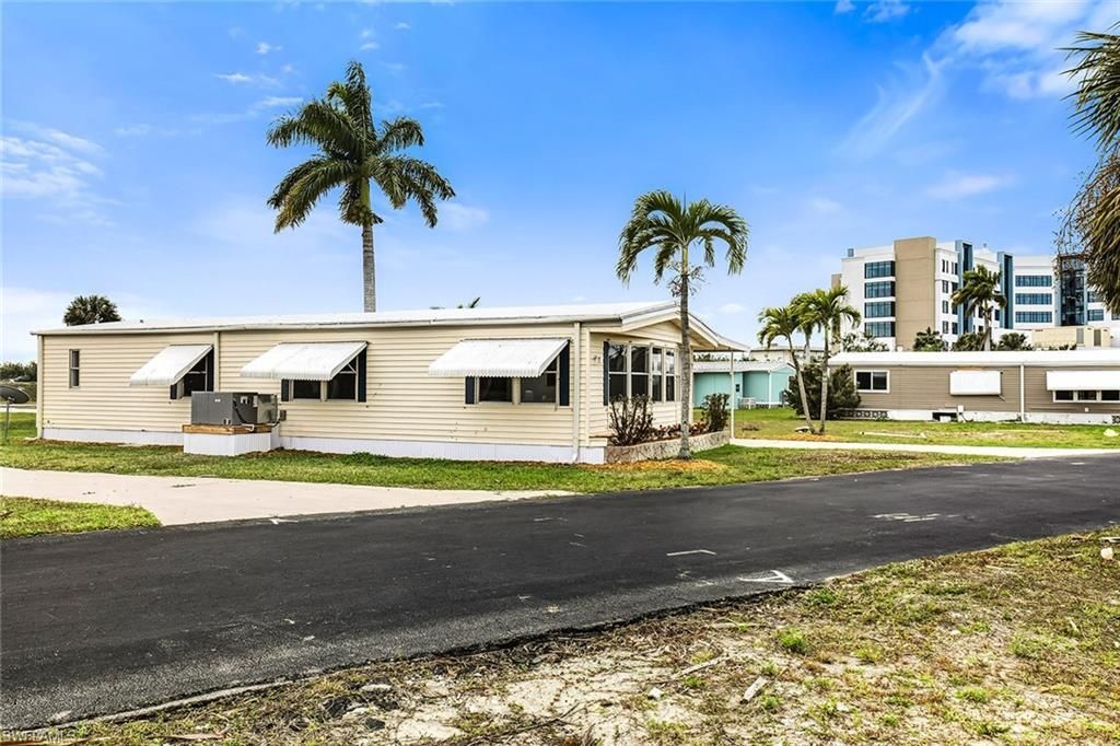 13651 Grackle Dr, Fort Myers, FL 33908 Photo