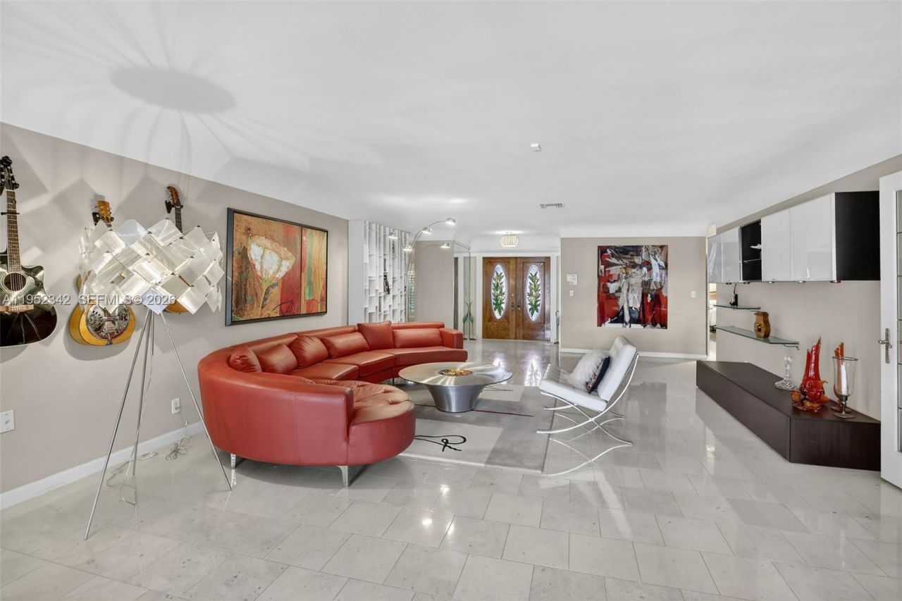 8704 Mahogany Ave, Plantation, FL 33324 Photo