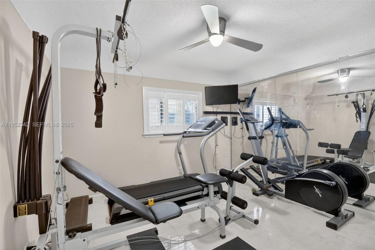 8704 Mahogany Ave, Plantation, FL 33324 Photo