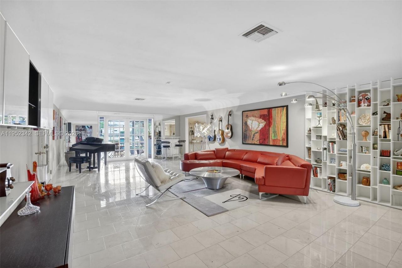 8704 Mahogany Ave, Plantation, FL 33324 Photo