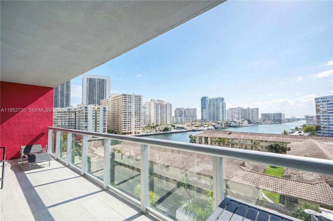 2602 E Hallandale Beach Blvd , Unit R707, Hallandale Beach, FL 33009 Photo