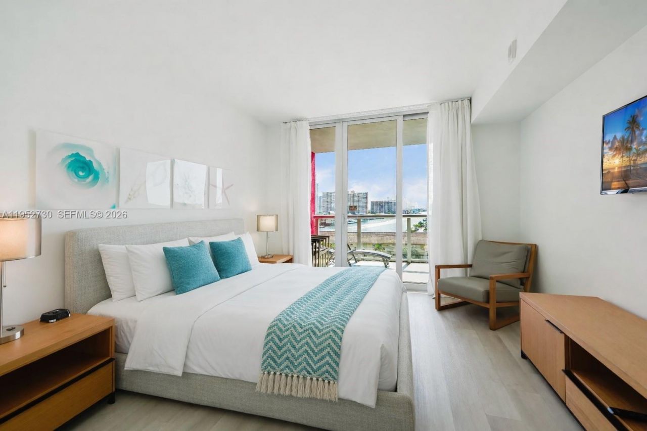 2602 E Hallandale Beach Blvd , Unit R707, Hallandale Beach, FL 33009 Photo