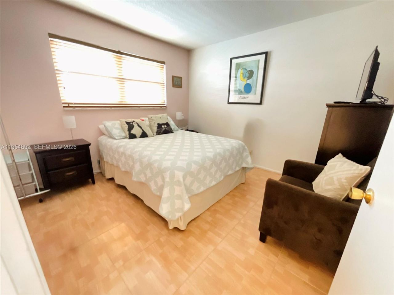 1425 Atlantic Shores Blvd, Unit 209, Hallandale Beach, FL 33009 Photo