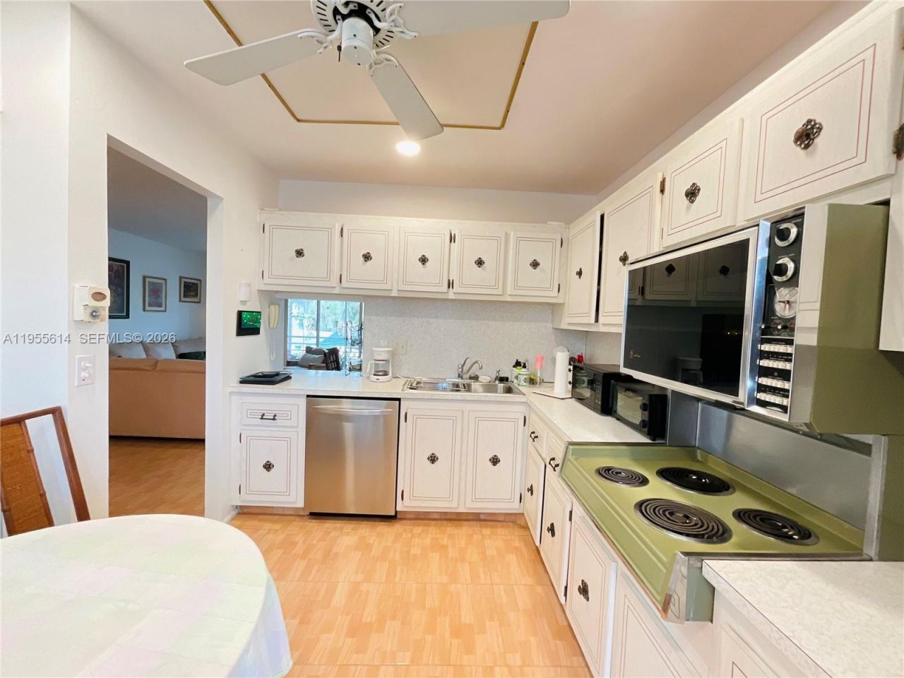 1425 Atlantic Shores Blvd, Unit 209, Hallandale Beach, FL 33009 Photo