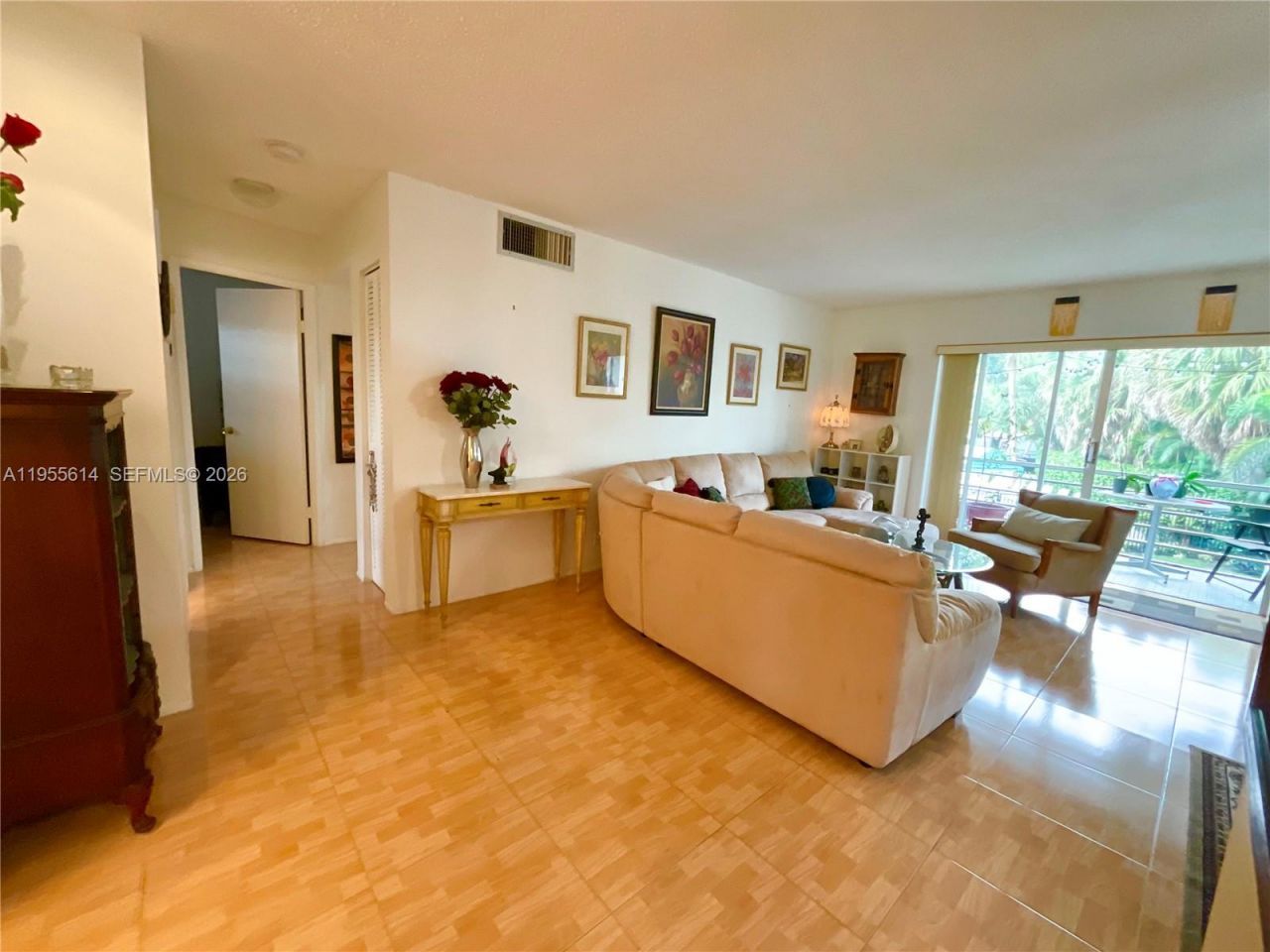 1425 Atlantic Shores Blvd, Unit 209, Hallandale Beach, FL 33009 Photo