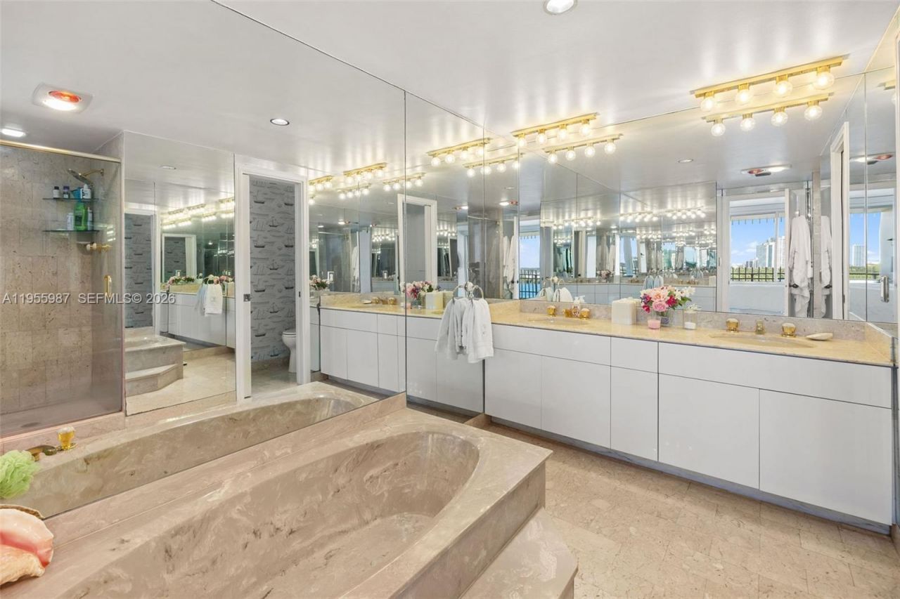 1 Grove Isle Dr , Unit A1102, Miami, FL 33133 Photo