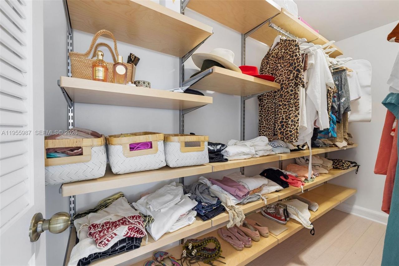 1 Grove Isle Dr , Unit A1102, Miami, FL 33133 Photo