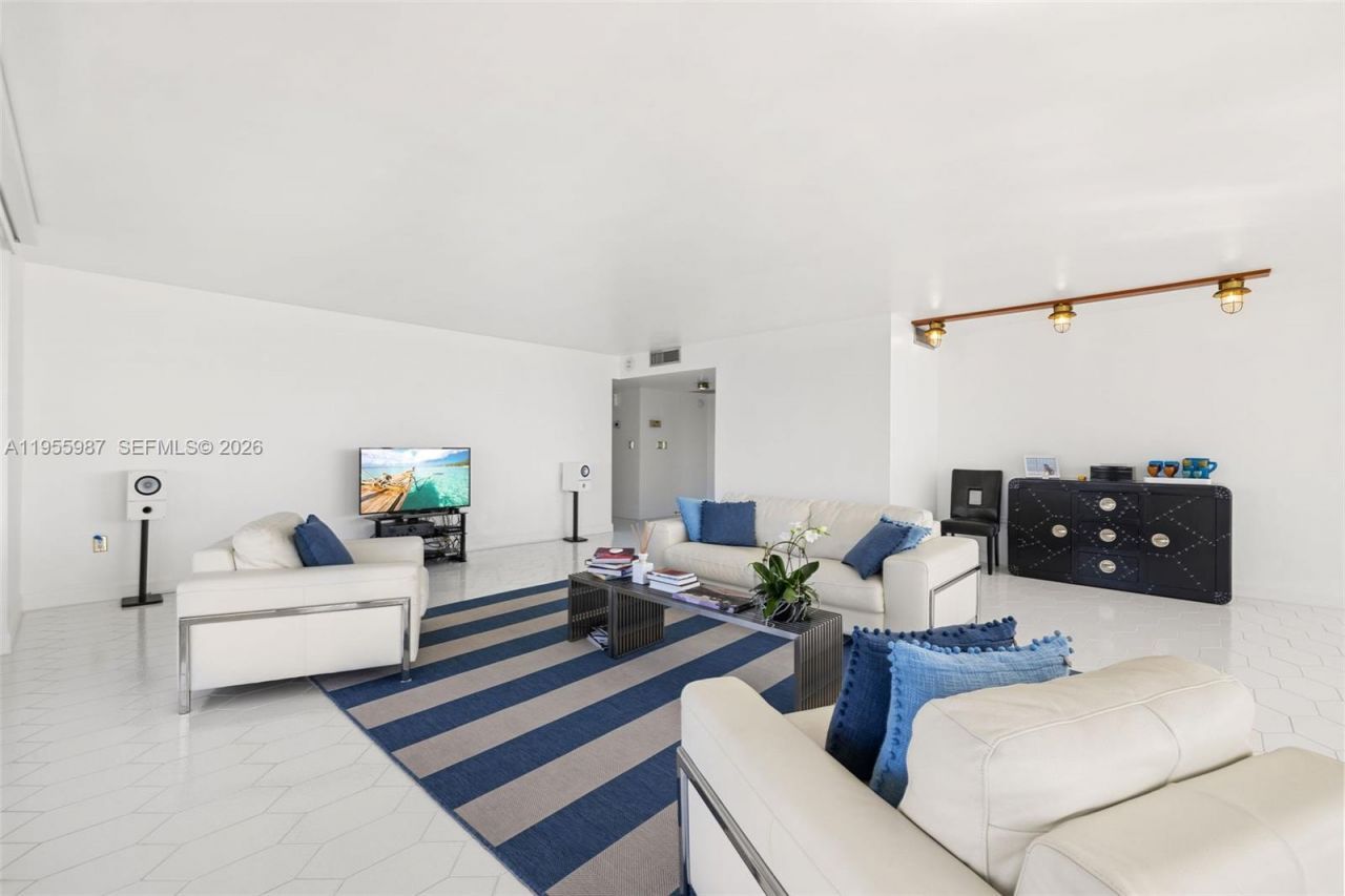 1 Grove Isle Dr , Unit A1102, Miami, FL 33133 Photo