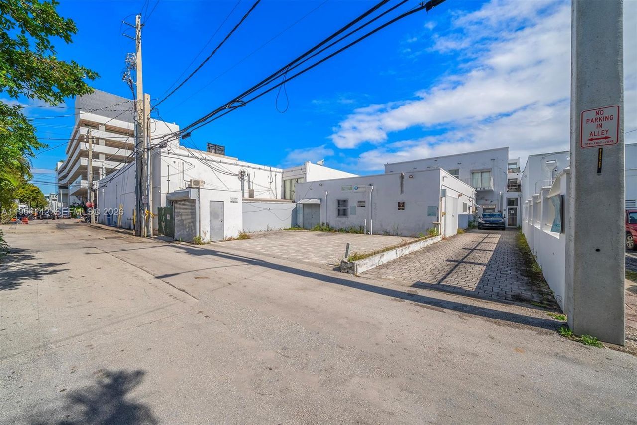 1558 Alton Rd , Miami Beach, FL 33139 Photo