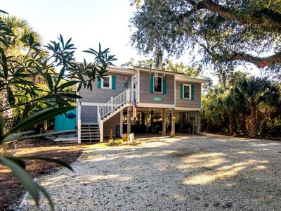 3304 Fort Street, Edisto Island, SC 29438