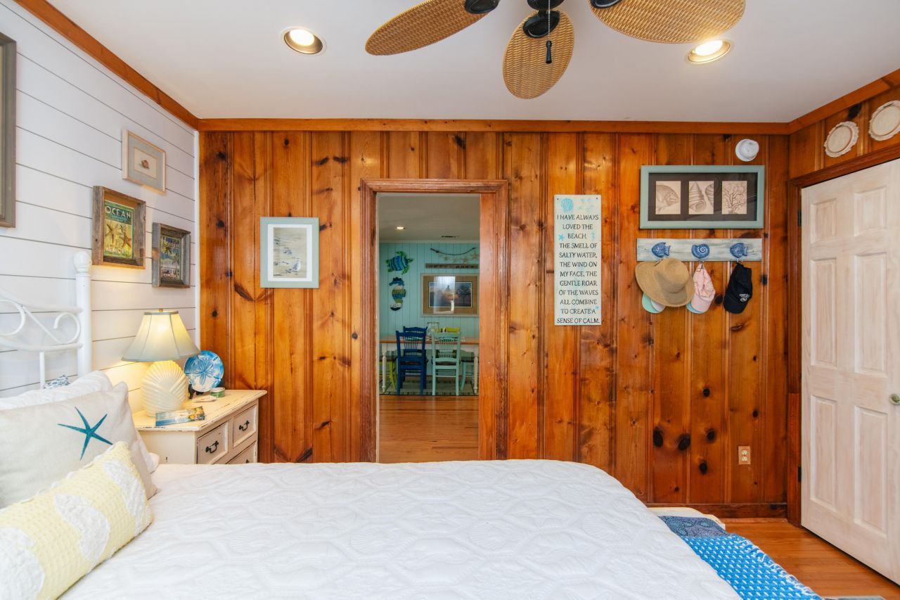 3304 Fort Street Photo 14