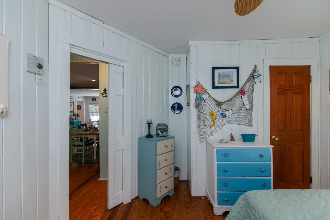 3304 Fort Street Photo 20