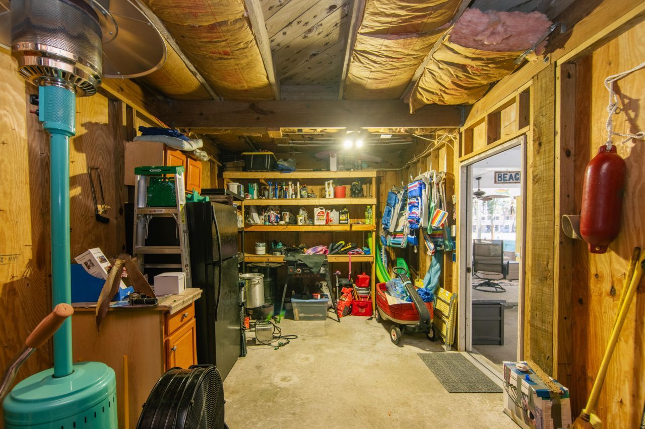 3304 Fort Street Photo 39