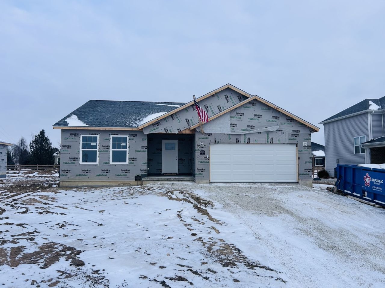 1855 Sycamore Street, Peru, IL 61354 Main Photo