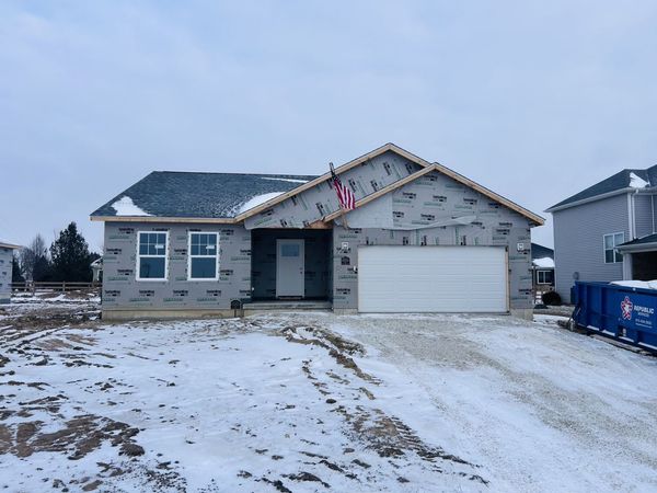 1855 Sycamore Street, Peru, IL 61354