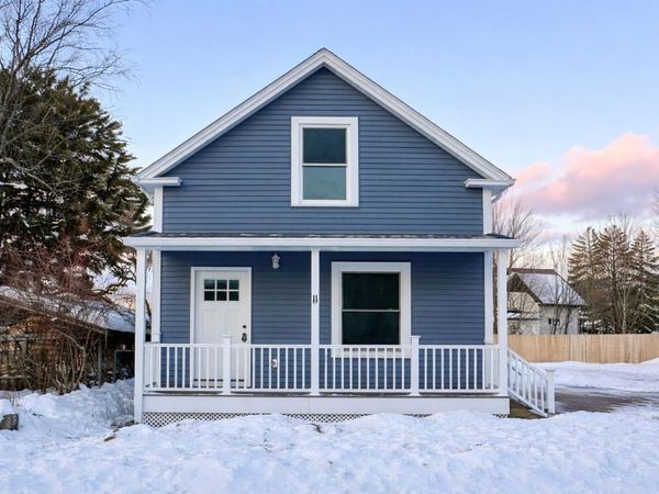 11 Walnut Street, Keene, NH 03431