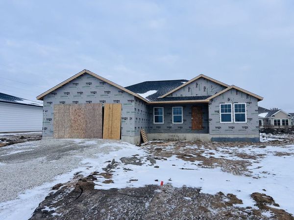 1865 Sycamore Street , Peru, IL 61354