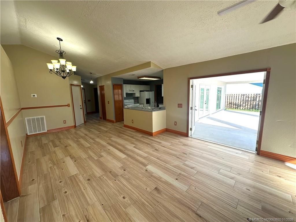 608 SE Dean Terrace, Port Saint Lucie, FL 34984 Photo