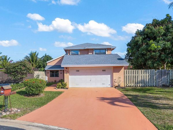 1235 NW 19th Terrace, Delray Beach, FL 33445