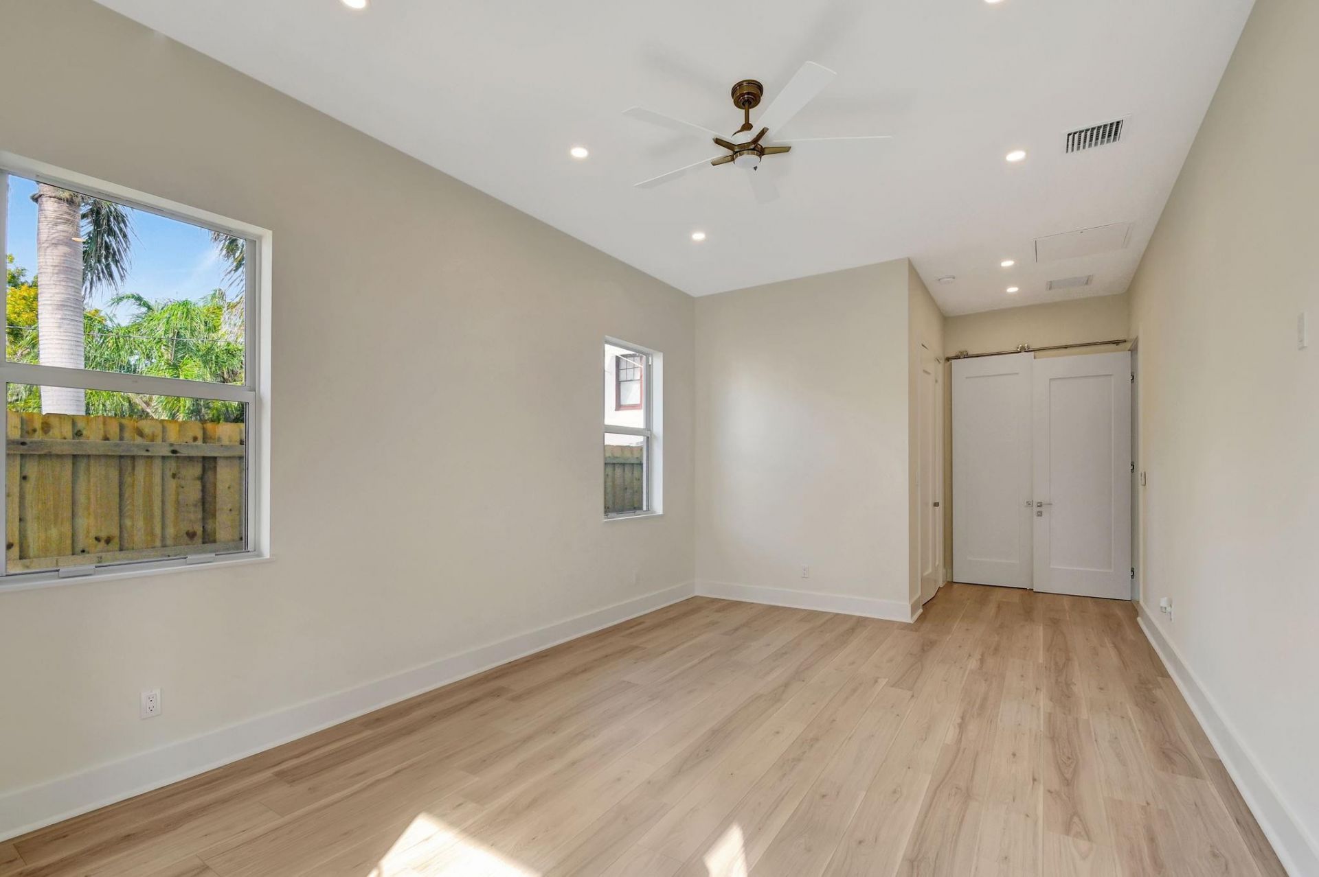 732 Flamingo Drive, West Palm Beach, FL 33401 Photo