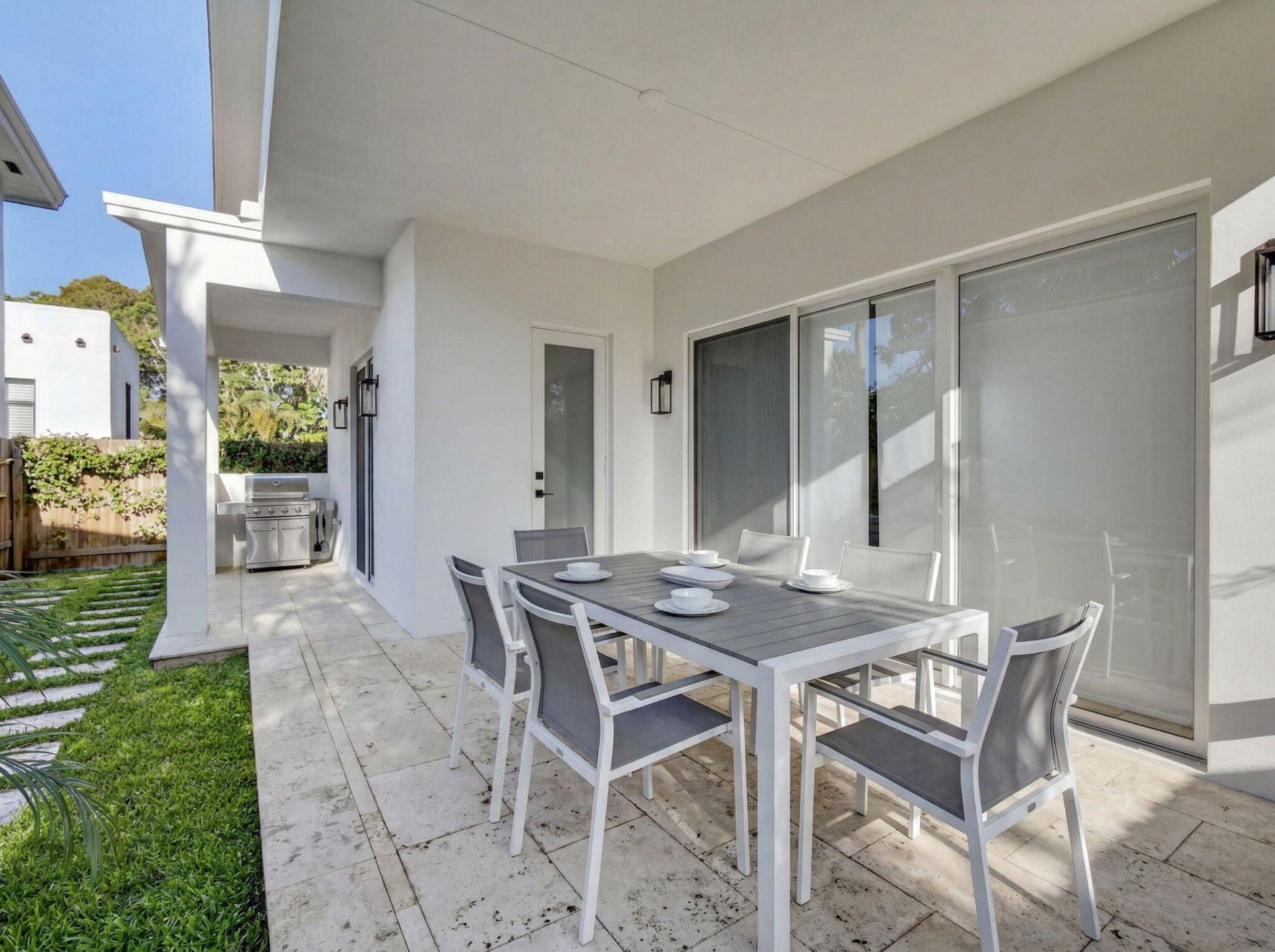 732 Flamingo Drive, West Palm Beach, FL 33401 Photo