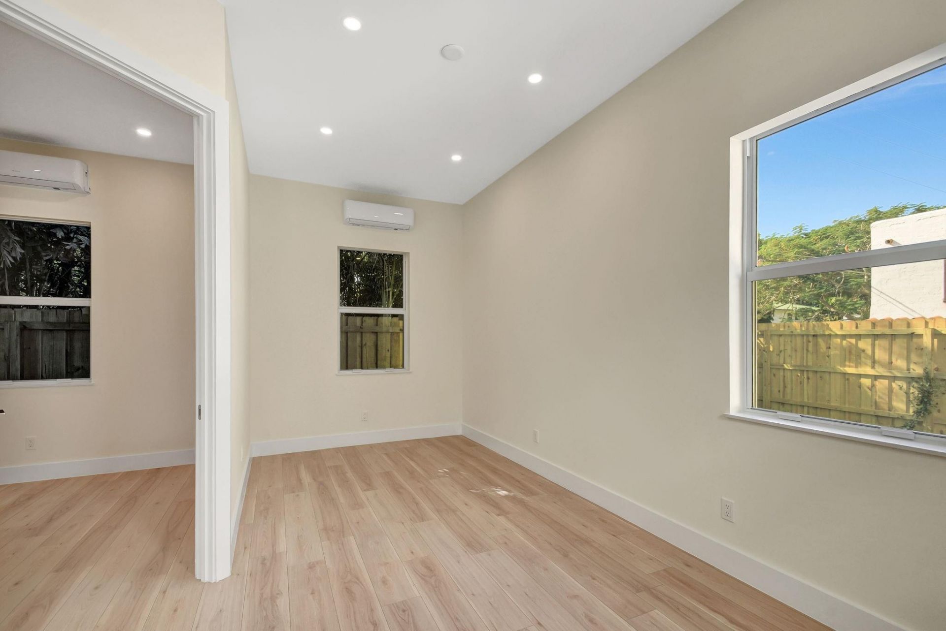 732 Flamingo Drive, West Palm Beach, FL 33401 Photo