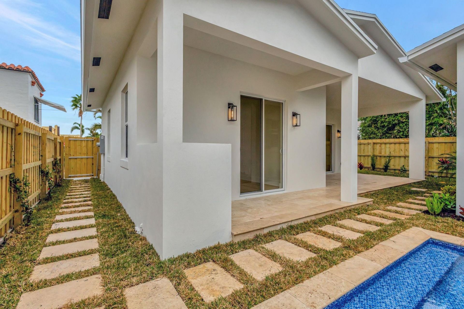 732 Flamingo Dr, West Palm Beach, FL 33401 Photo