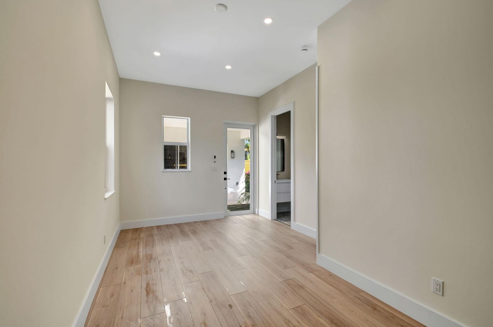 732 Flamingo Drive, West Palm Beach, FL 33401 Photo