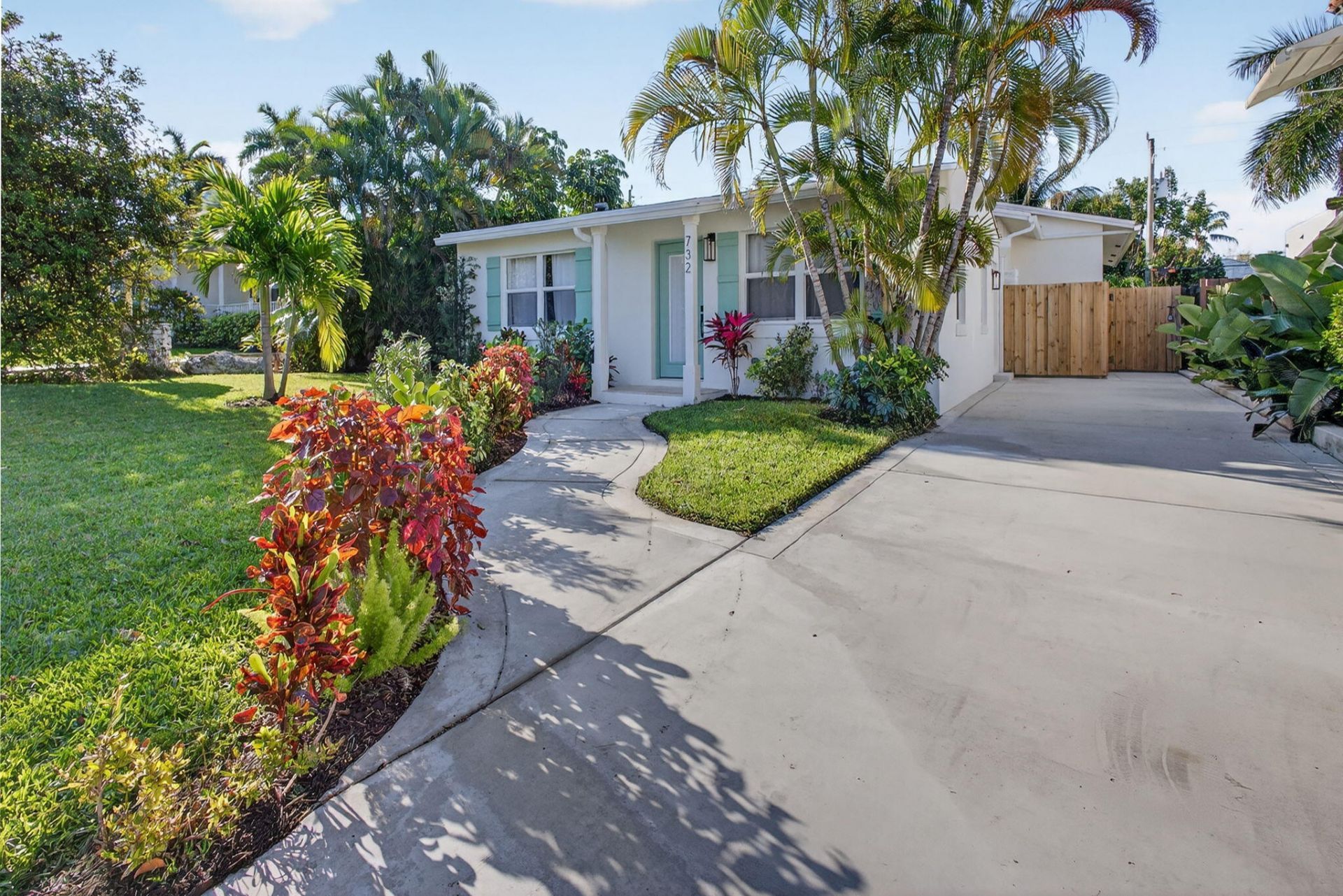 732 Flamingo Drive, West Palm Beach, FL 33401 Photo