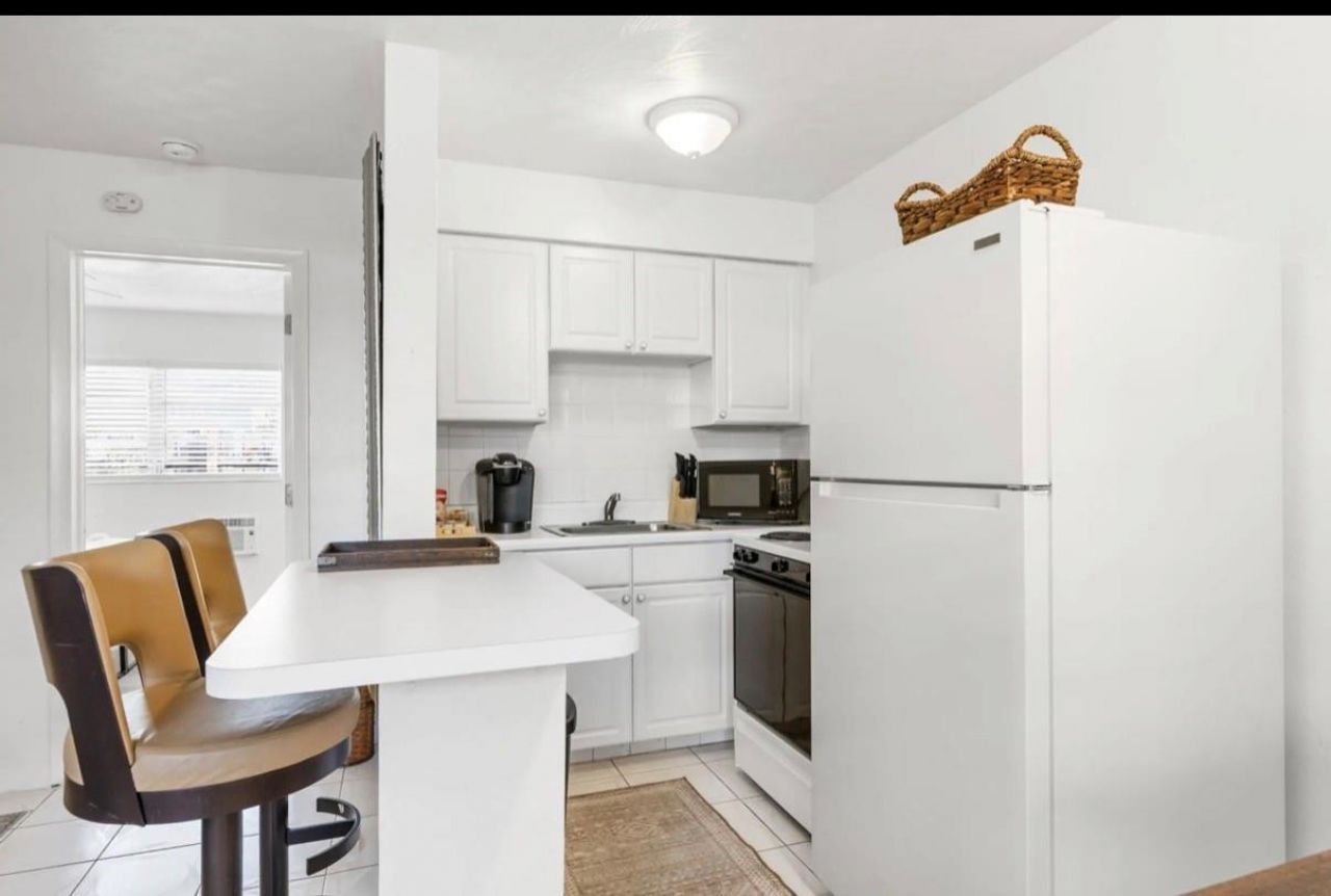 820 NE 16th Avenue, Unit 3, Fort Lauderdale, FL 33304 Photo