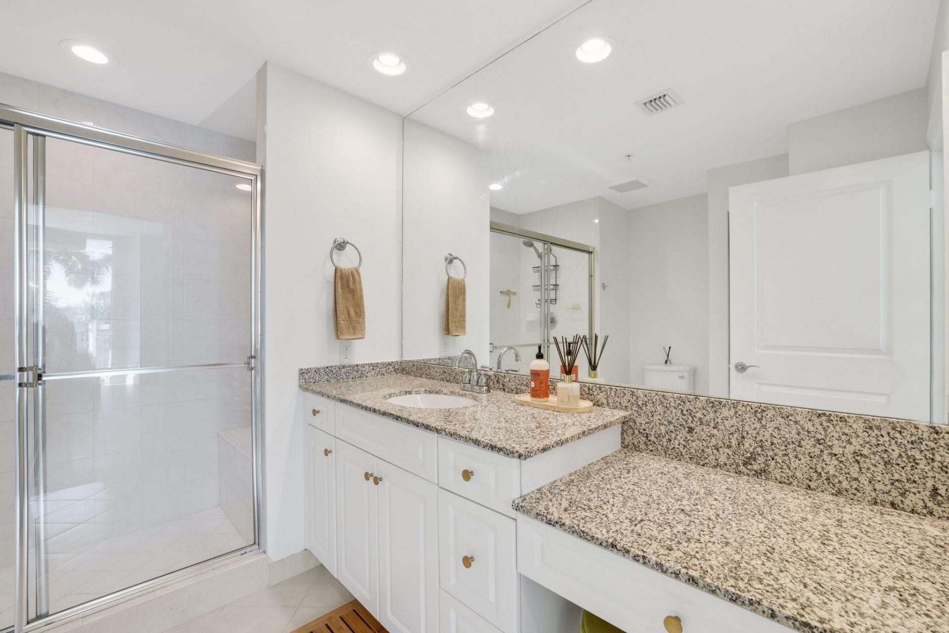 347 N New River Drive, Unit 301, Fort Lauderdale, FL 33301 Photo