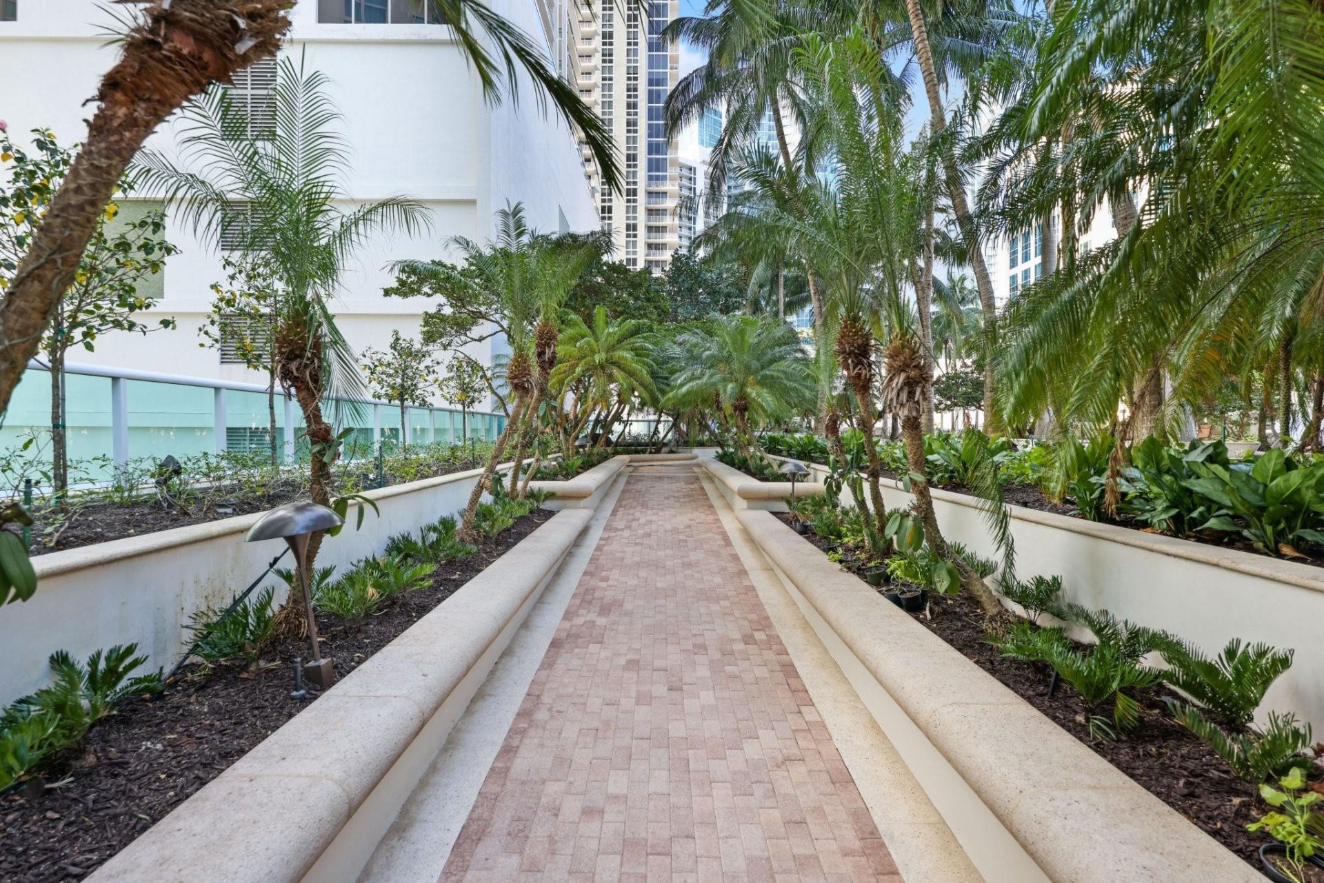 347 N New River Drive, Unit 301, Fort Lauderdale, FL 33301 Photo