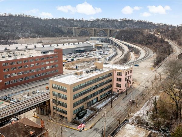 664 Linden Ave, East Pittsburgh, PA 15112