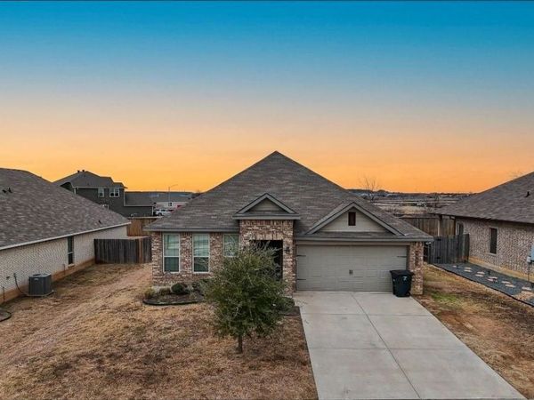 5905 Hercules Ave, Killeen, TX 76542