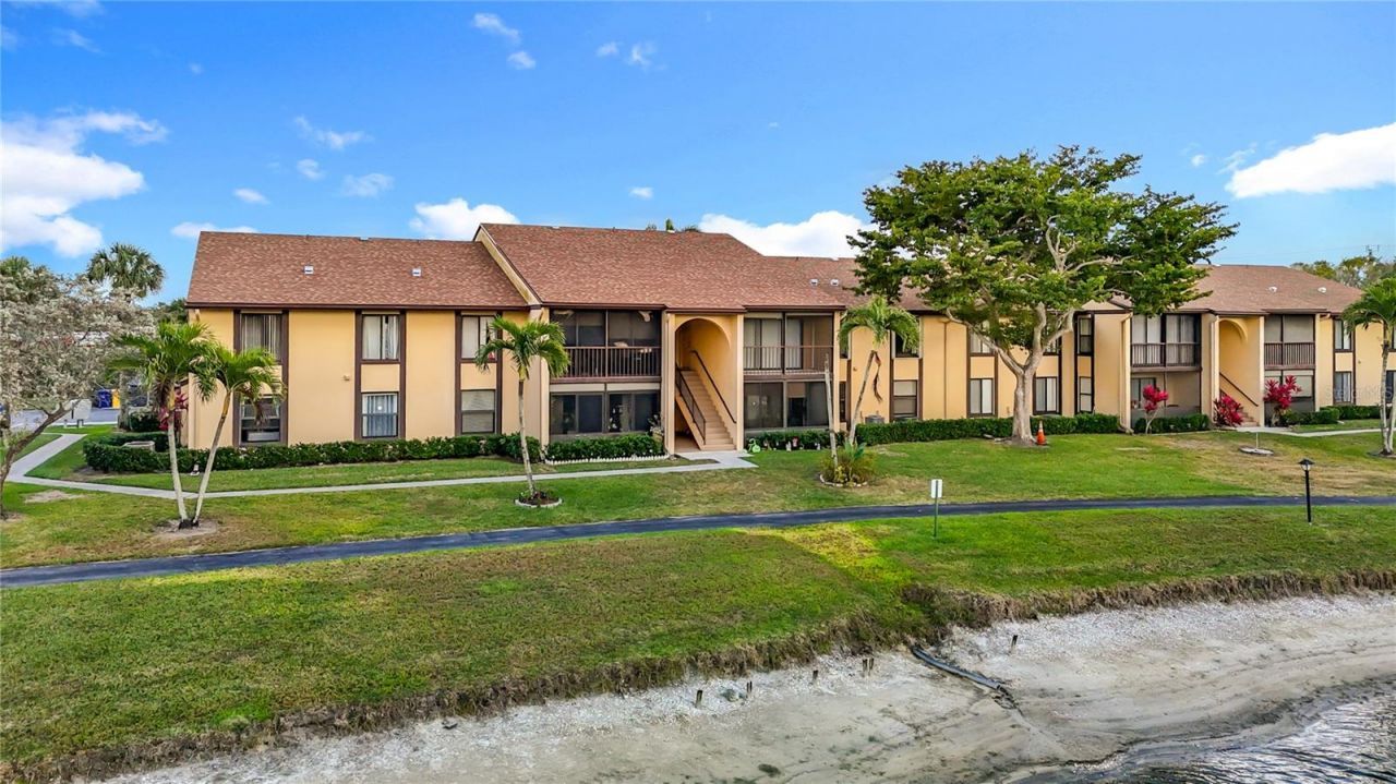 826 Sky Pine Way, Unit G2, Greenacres, FL 33415 Photo