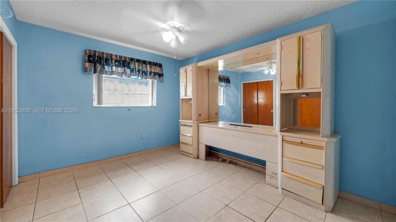 2615 SW 32nd Ave, Miami, FL 33133 Photo