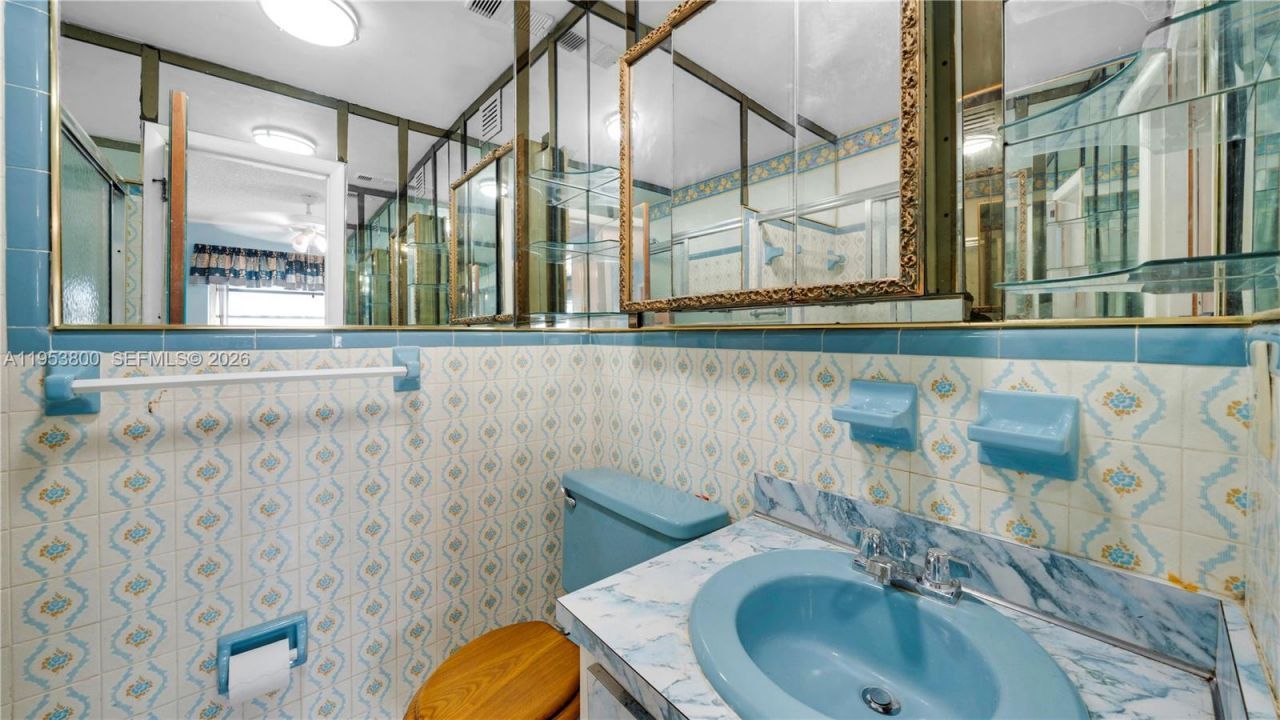 2615 SW 32nd Ave, Miami, FL 33133 Photo