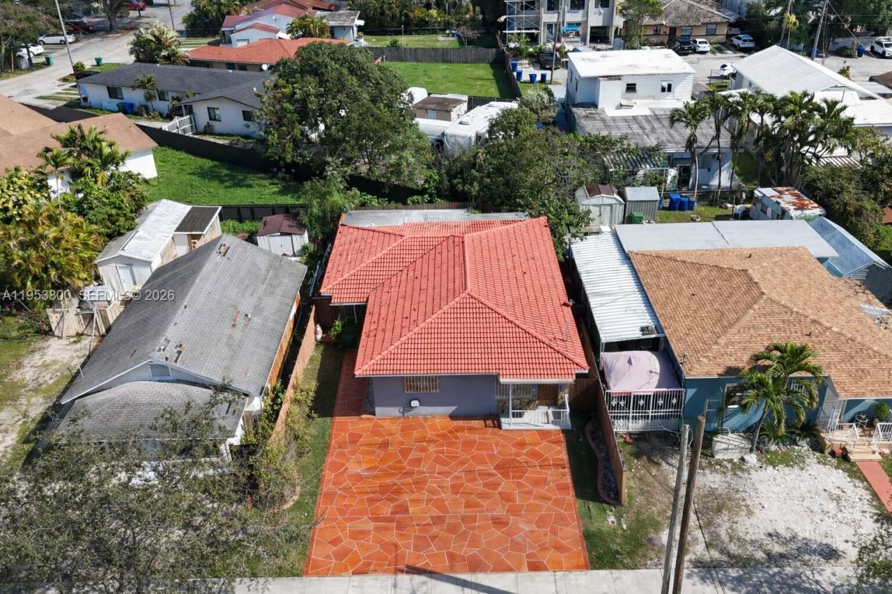 2615 SW 32nd Ave, Miami, FL 33133 Photo