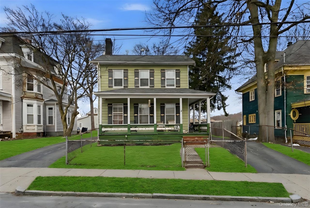 956 Paulding Street, Peekskill, NY 10566 Main Photo