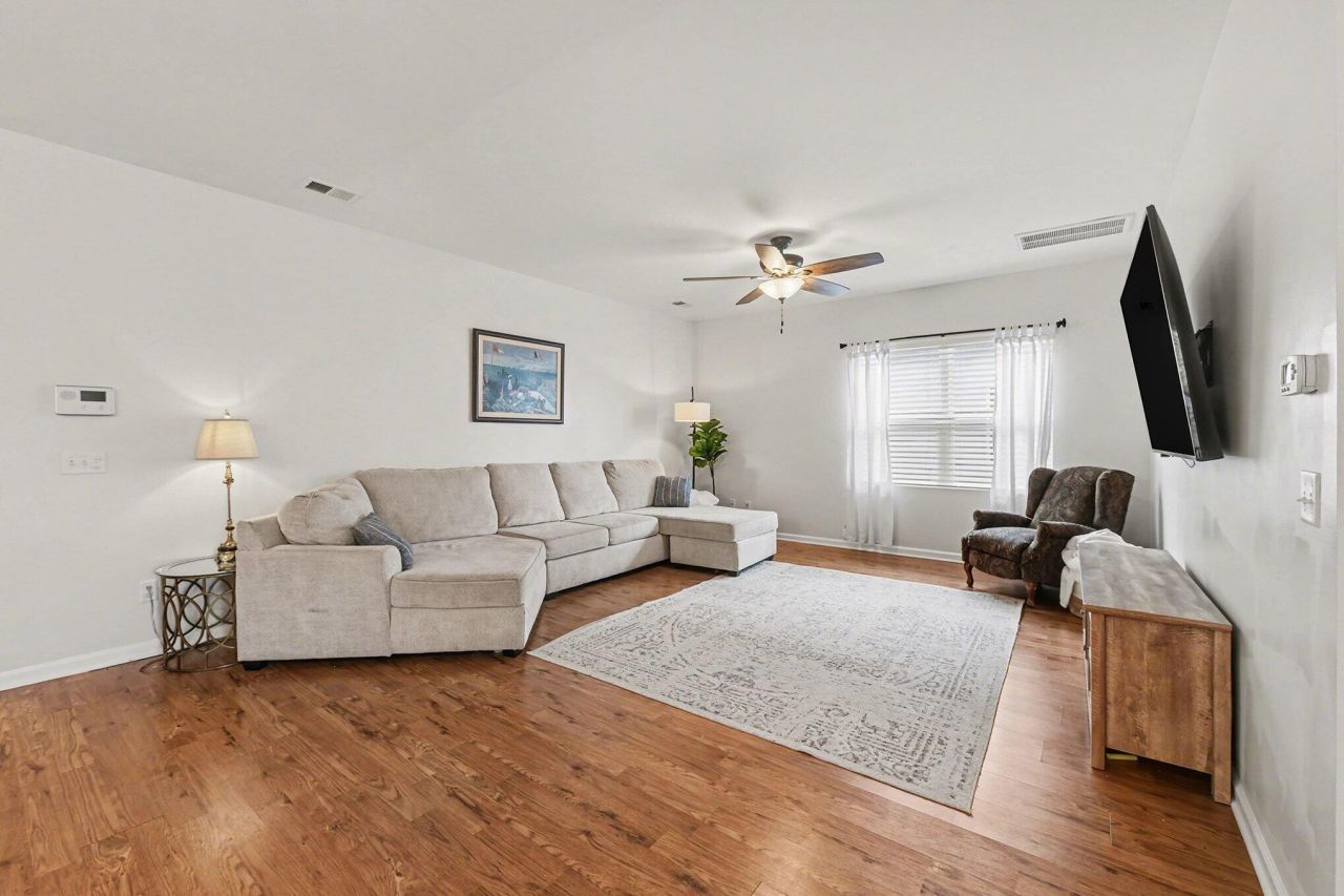 326 Cantley Court Photo 10