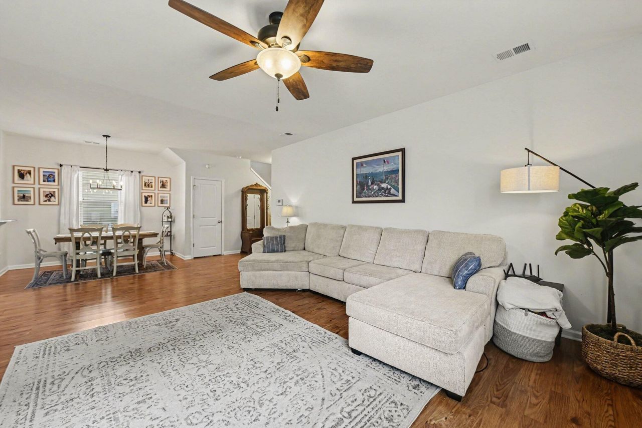 326 Cantley Court Photo 11