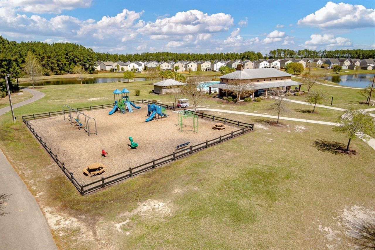 326 Cantley Court Photo 42