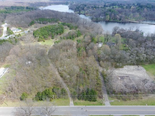 55901 Colby Street, Dowagiac, MI 49047