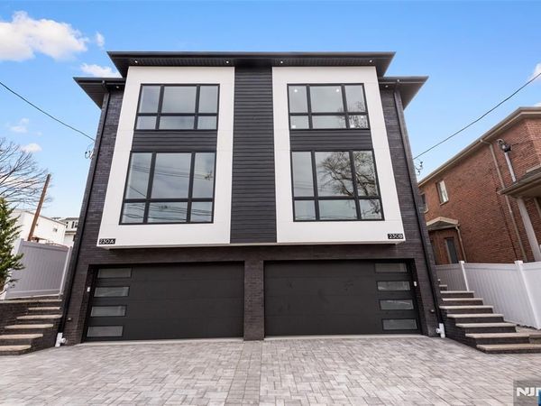 230 8th Street, PALISADES PARK, NJ 07650