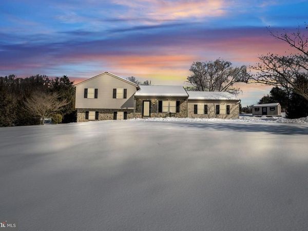 169 COVERED BRIDGE ROAD, ELIZABETHTOWN, PA 17022