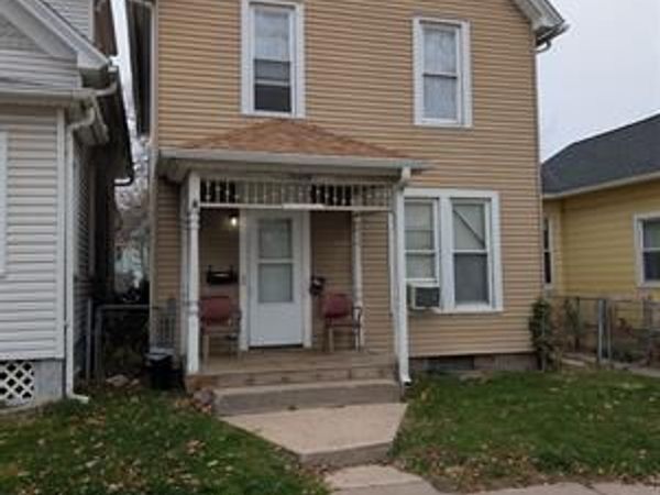 806 24th Street, Rock Island, IL 61201