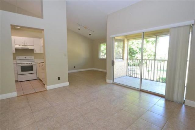 910 Coral Club Drive, Coral Springs, FL 33071 Photo