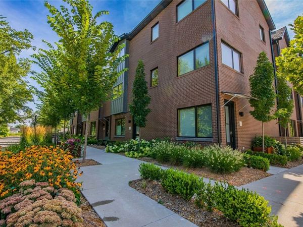 700-710 SE B , Bentonville, AR 72712