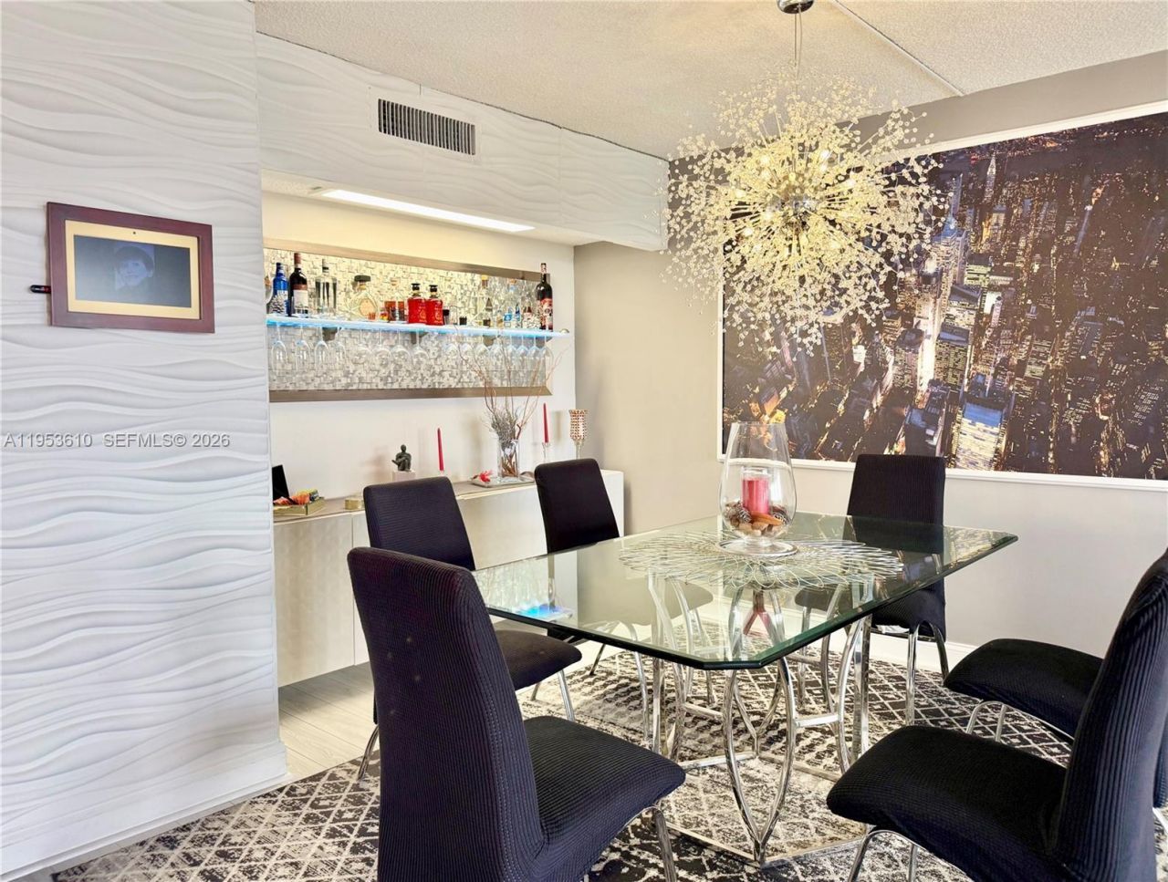 3701 N Country Club Dr, Unit 2205, Aventura, FL 33180 Photo